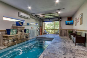 ERN822 - Smoky Oasis - Great Location, Private Indoor Heated Pool! cabin Pigeon Forge